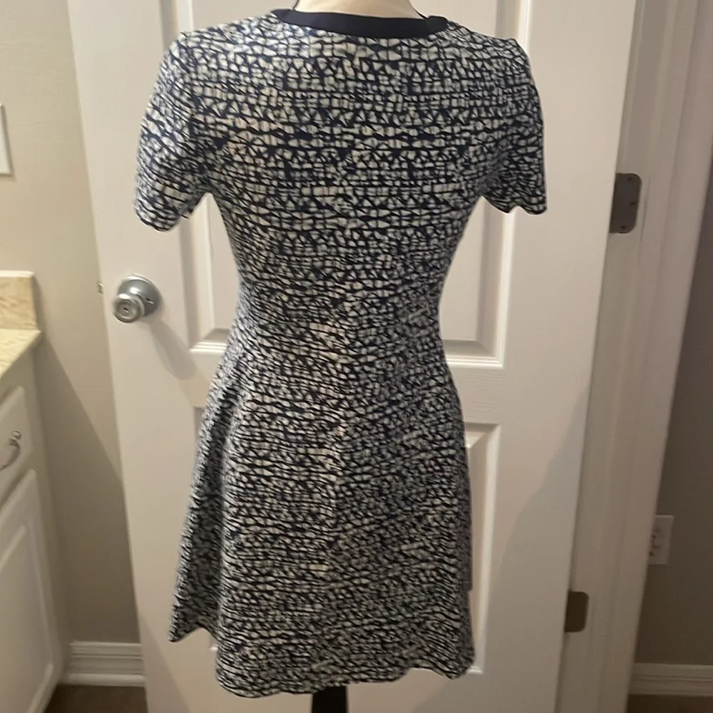 EUC Tory Burch Womens Geometric Print ZIP Front Ponte Dress Blue Size Xsmall